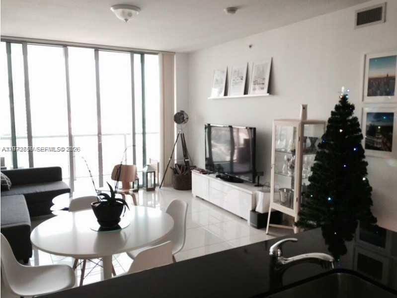 image Axis on Brickell North1