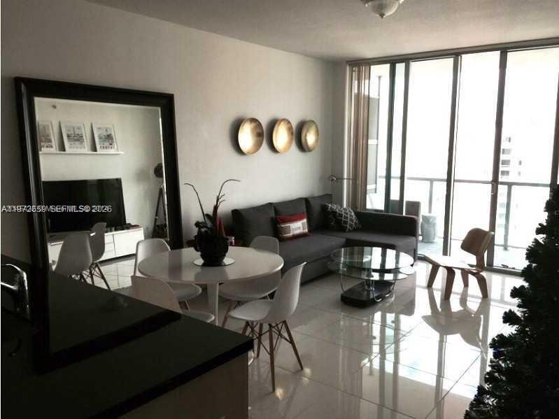 image Axis on Brickell North2