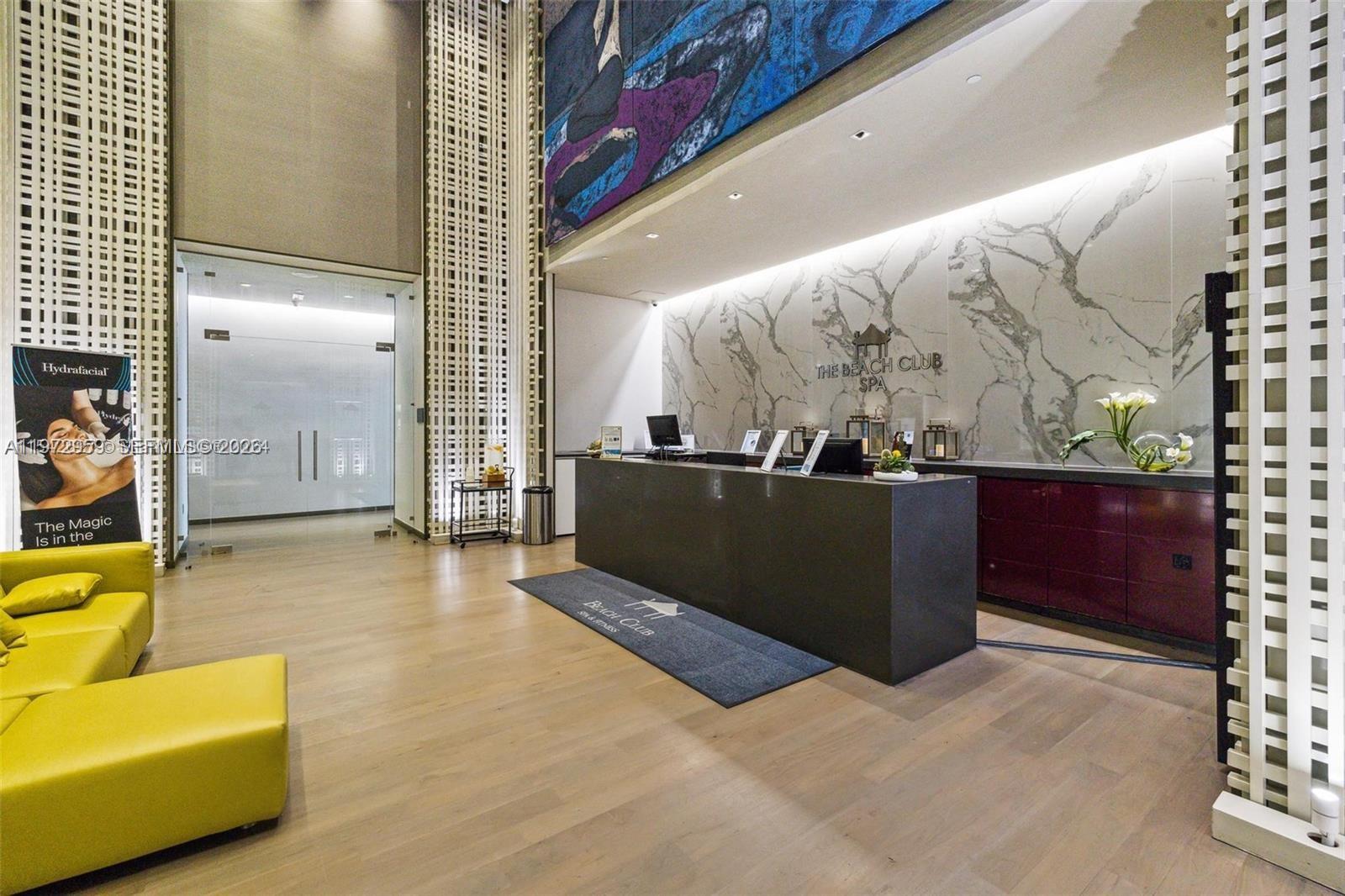 image Beach Club 122