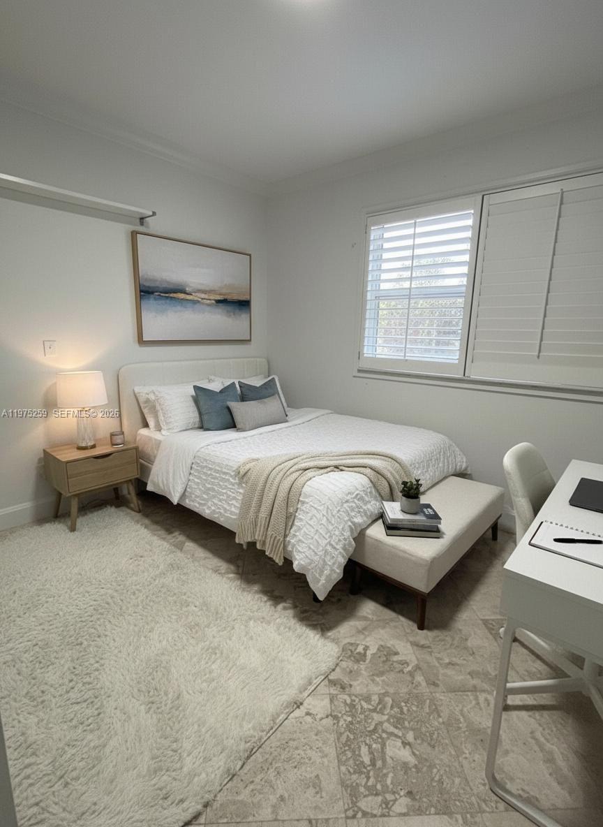 735 Crandon Blvd #303 Key Biscayne, FL 33149