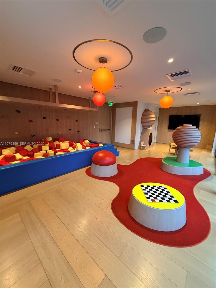 image Brickell Flatiron26