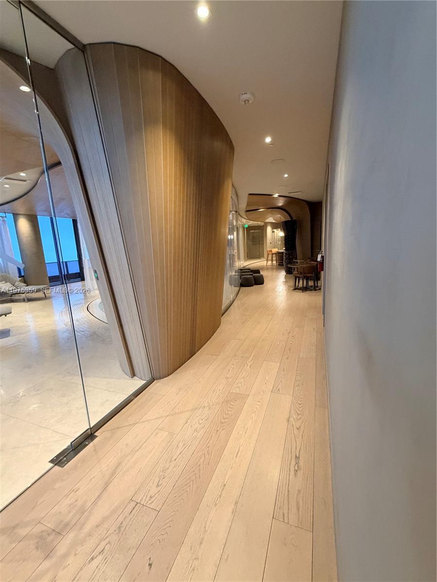 image Brickell Flatiron38