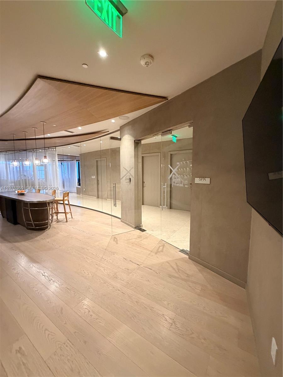 image Brickell Flatiron59