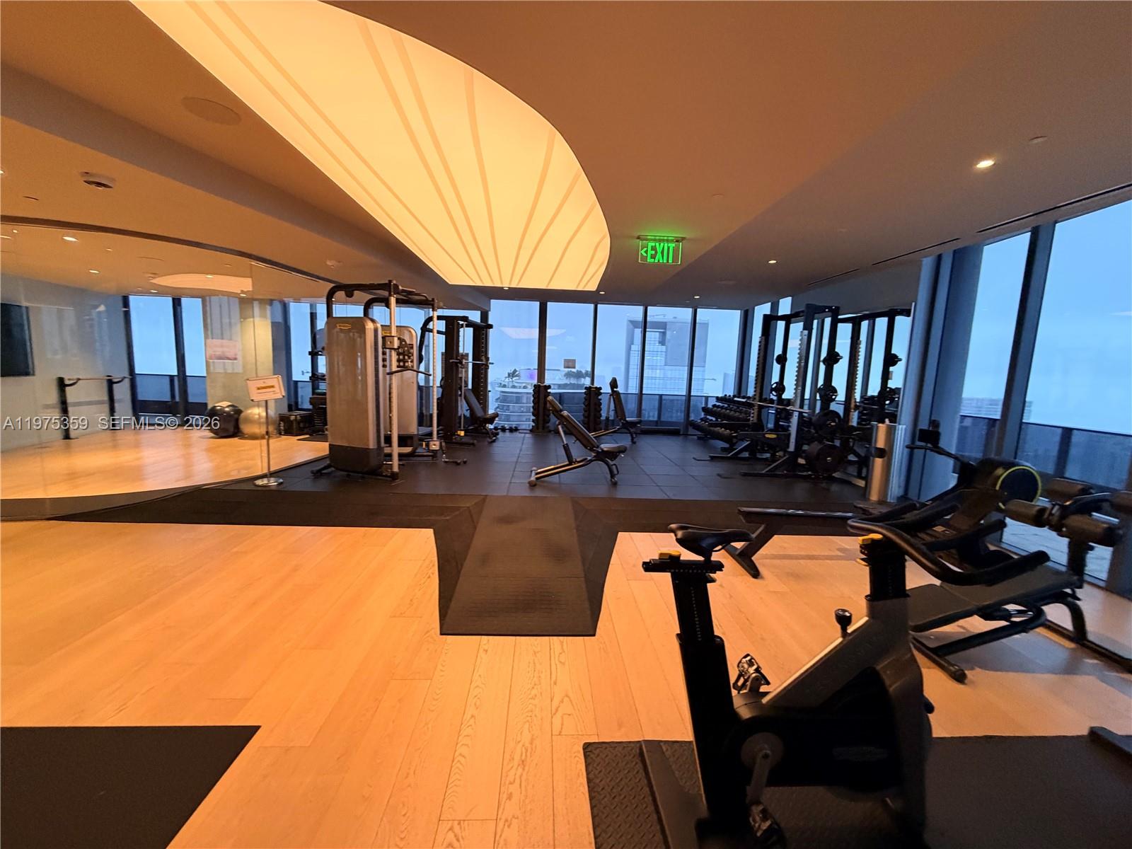 image Brickell Flatiron61