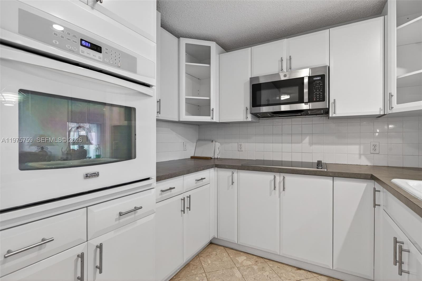 6708 N Pine Is Rd Tamarac, FL 33321