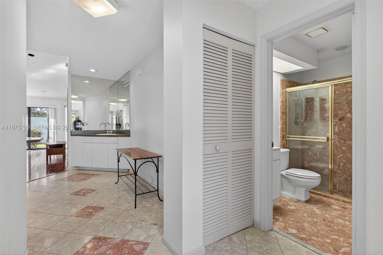 6708 N Pine Is Rd Tamarac, FL 33321