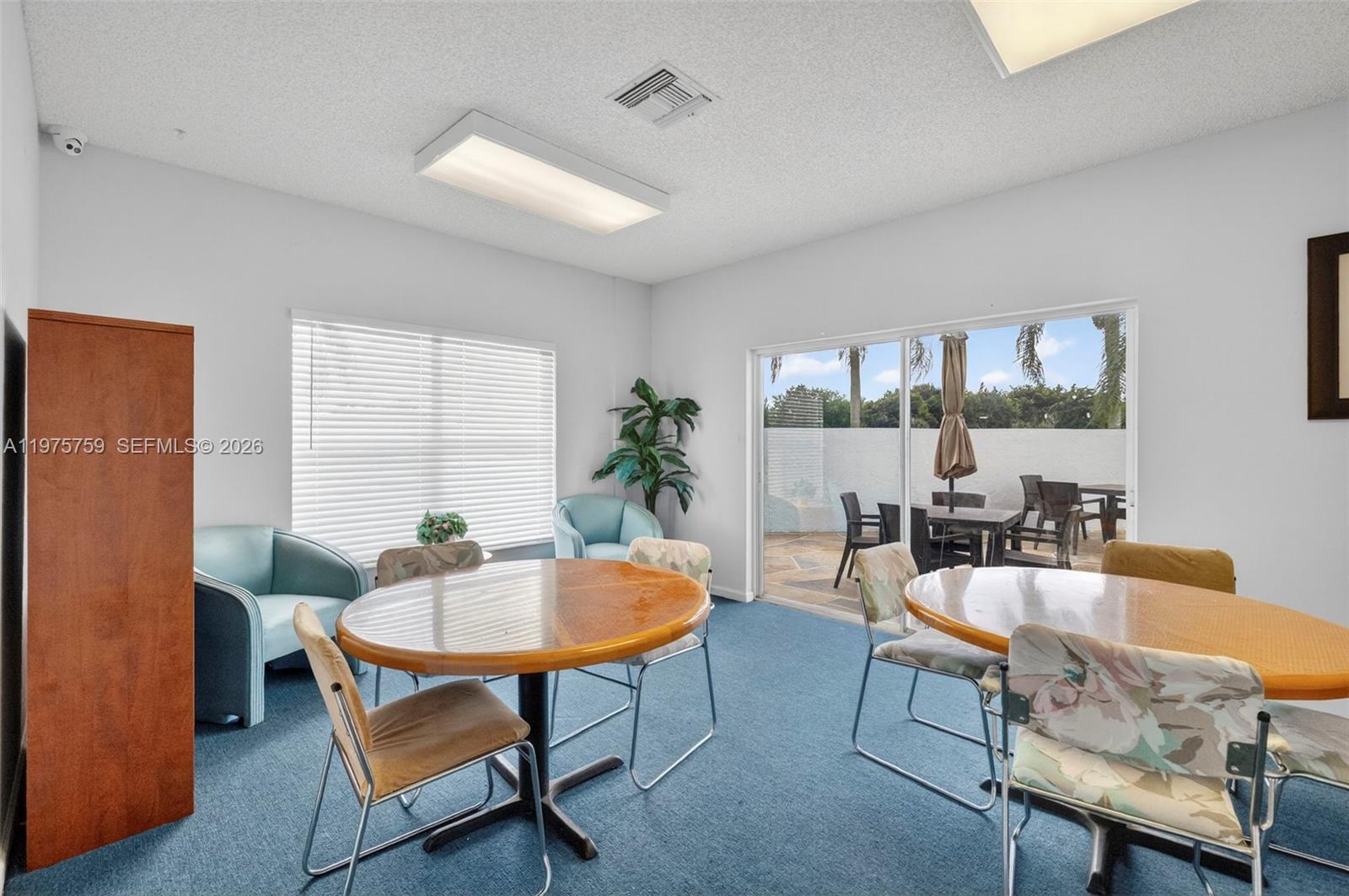 6708 N Pine Is Rd Tamarac, FL 33321