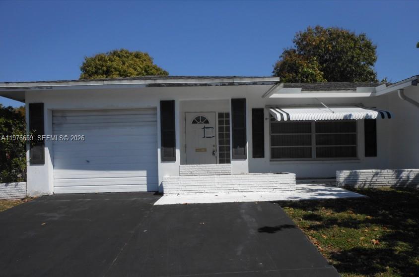 4955 NW 55th St Tamarac, FL 33319