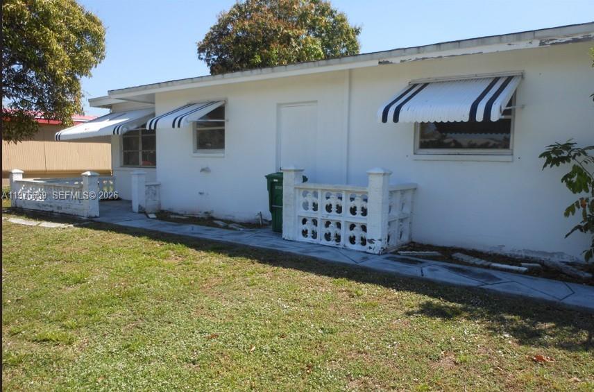 4955 NW 55th St Tamarac, FL 33319