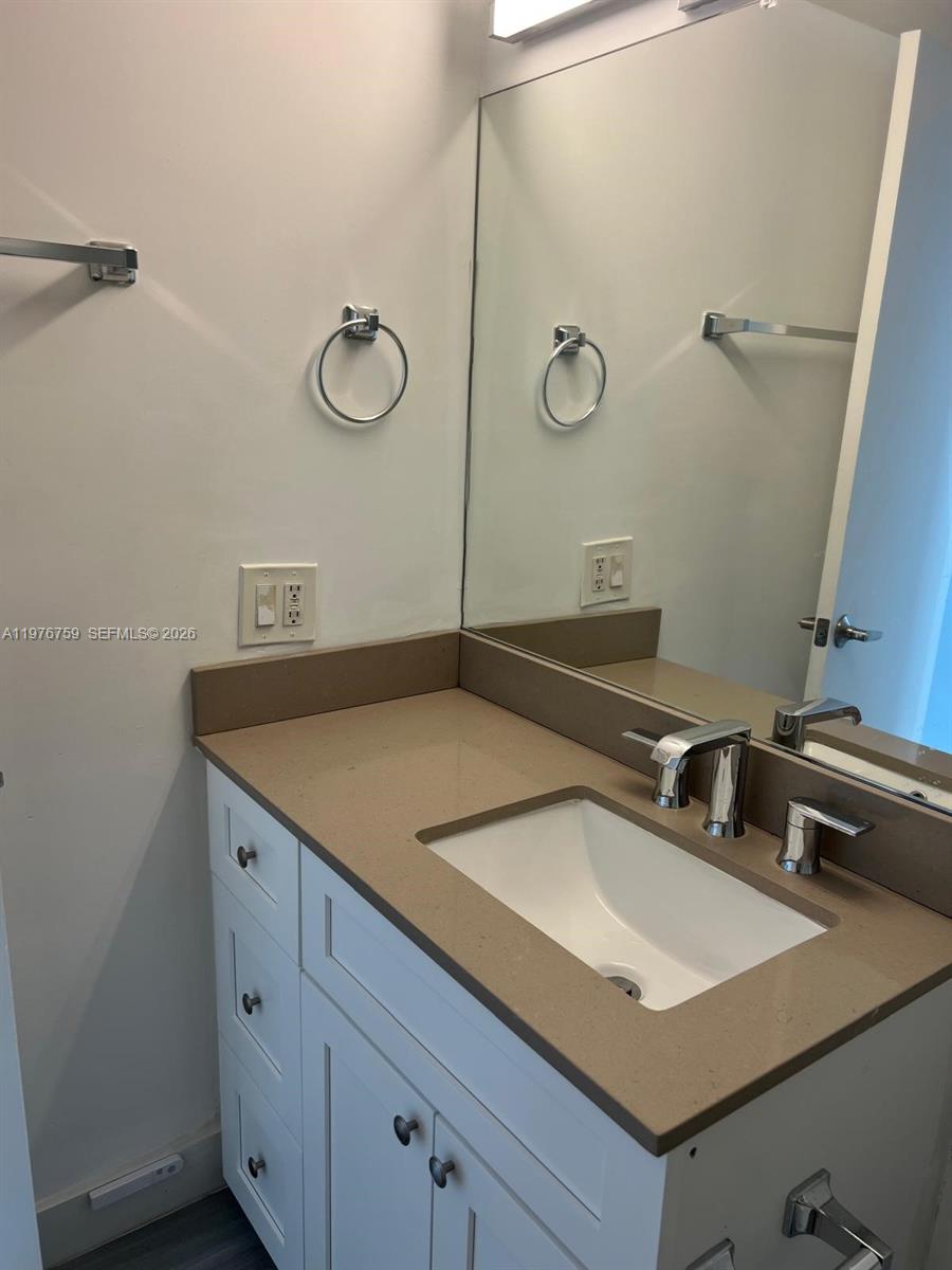 8101 Crespi Blvd #504 Miami Beach, FL 33141