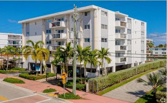 8101 Crespi Blvd #504 Miami Beach, FL 33141
