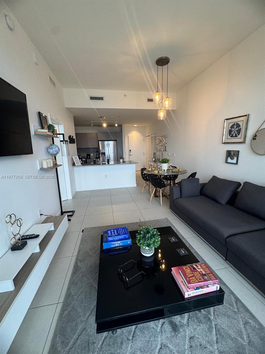 5350 NW 84th Ave #1911 Doral, FL 33166