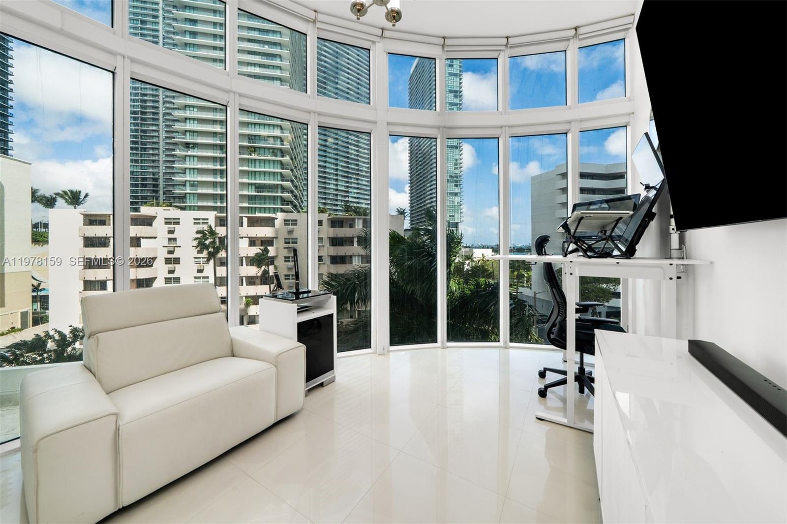 480 NE 30th St #501 Miami, FL 33137