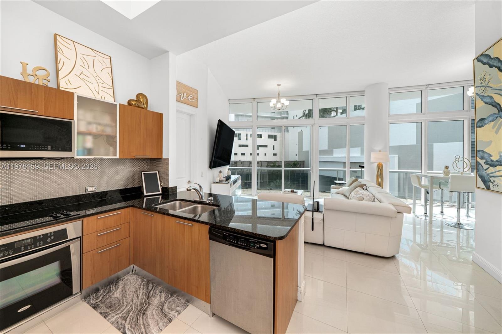 480 NE 30th St #501 Miami, FL 33137