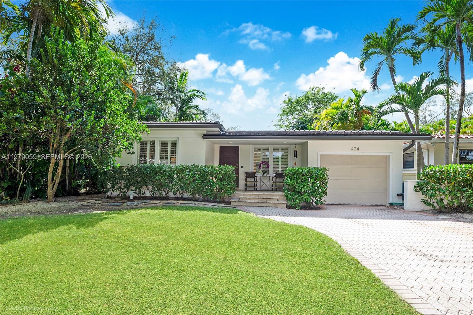 424 Sansovino Ave Coral Gables, FL 33146