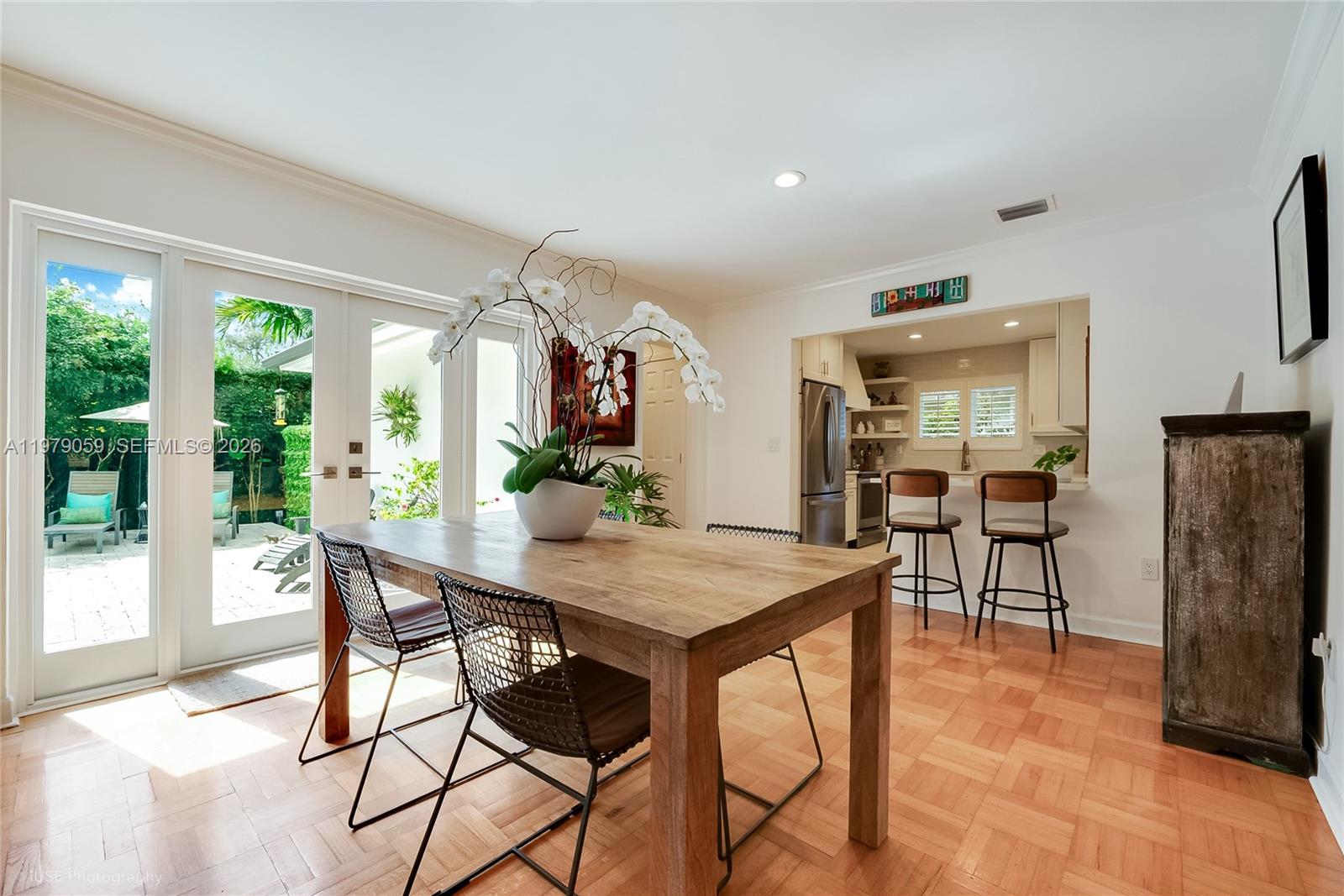 424 Sansovino Ave Coral Gables, FL 33146