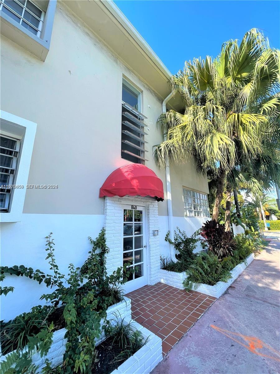 840 10th St #10 Miami Beach, FL 33139