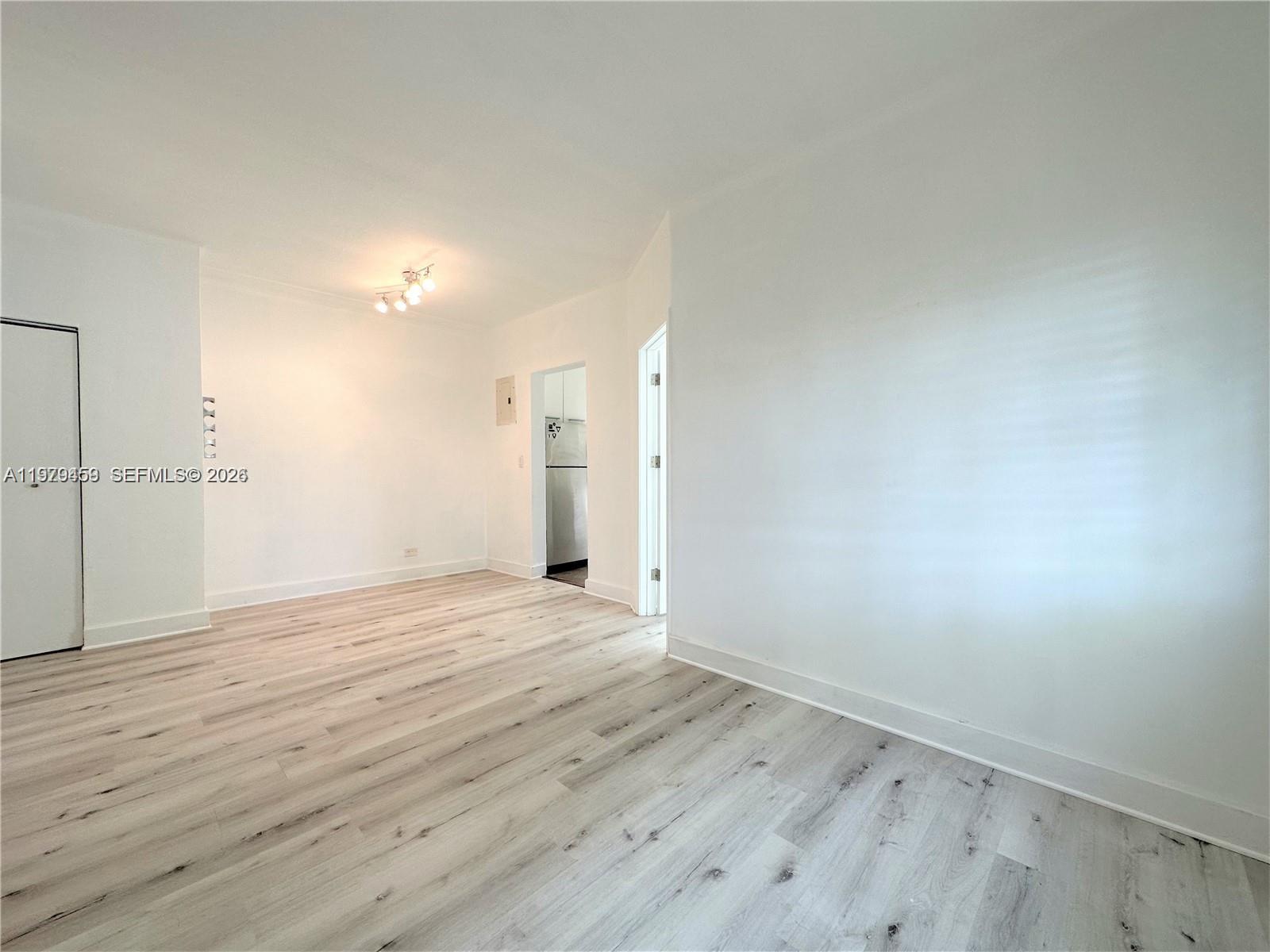 840 10th St #10 Miami Beach, FL 33139