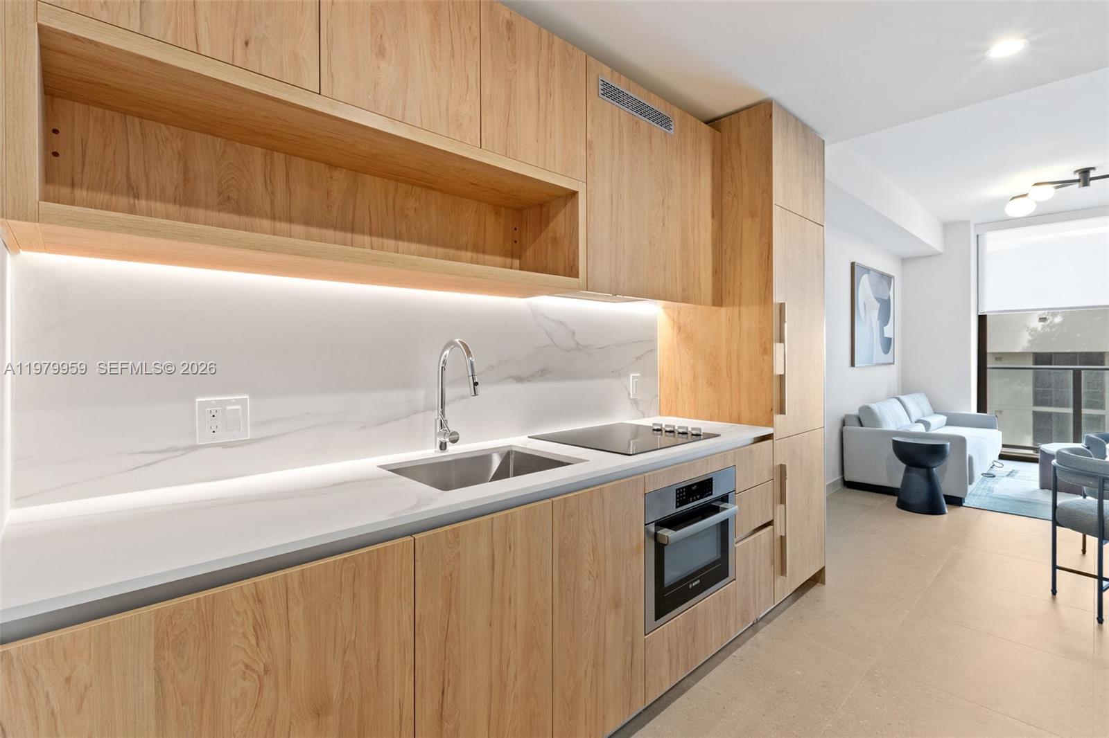 11 NE 6th St #910 Miami, FL 33132