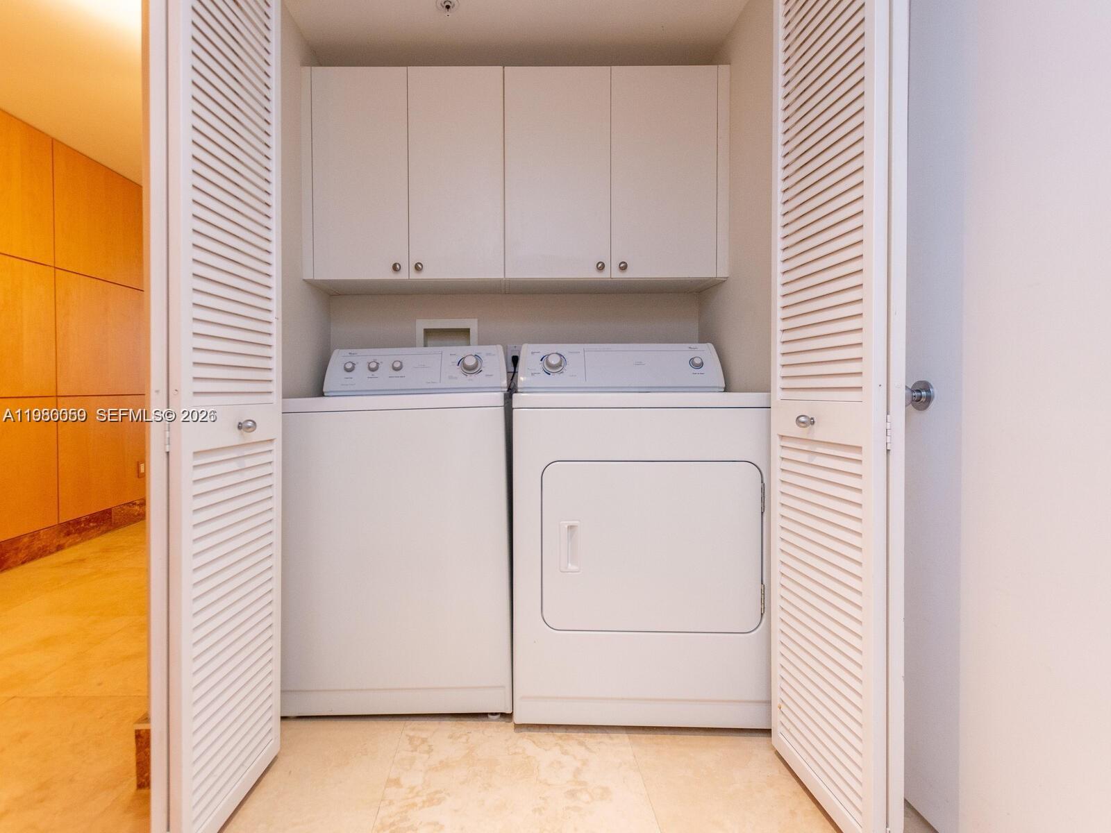 848 Brickell Key Dr #1201 Miami, FL 33131