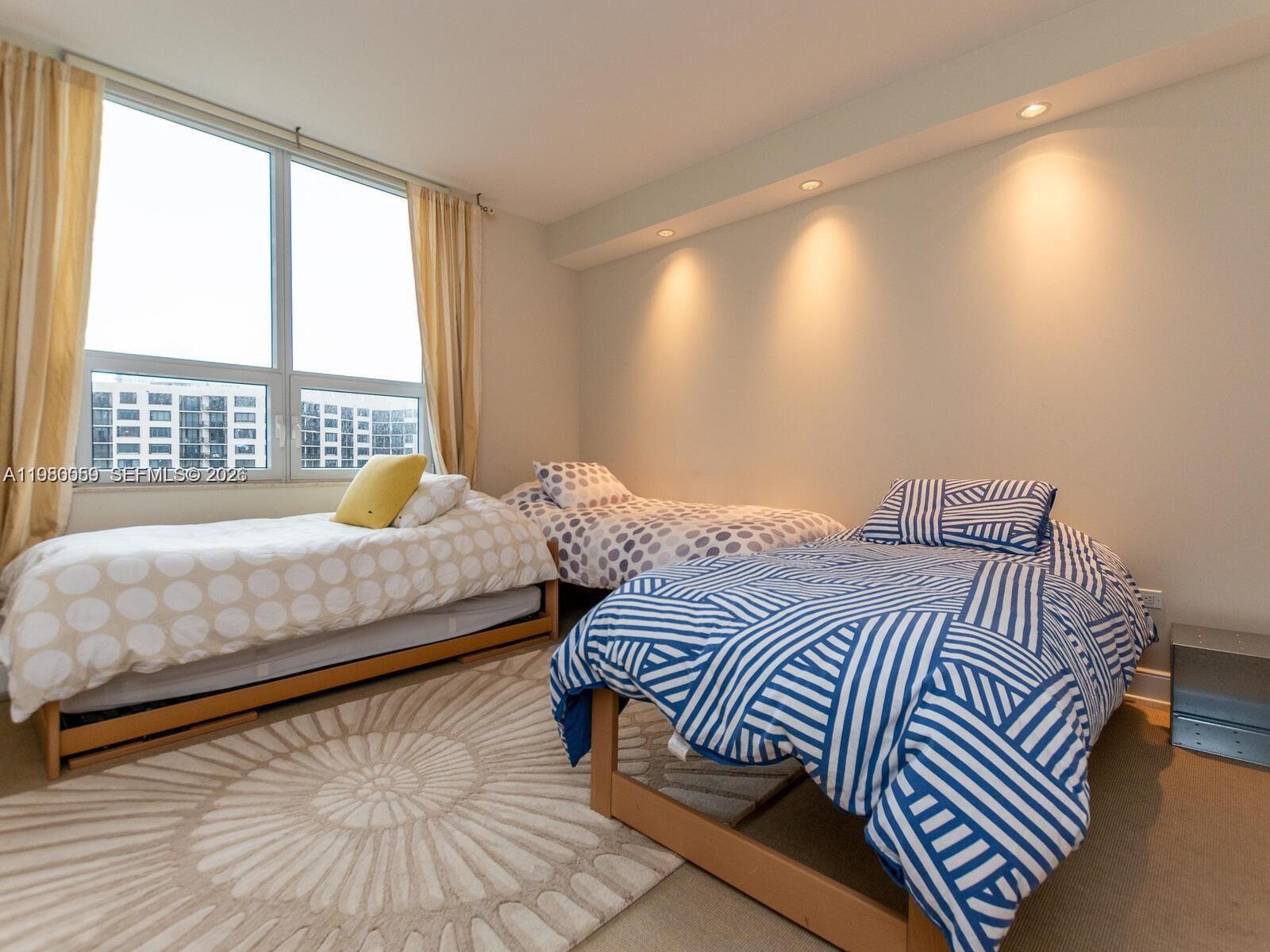 848 Brickell Key Dr #1201 Miami, FL 33131