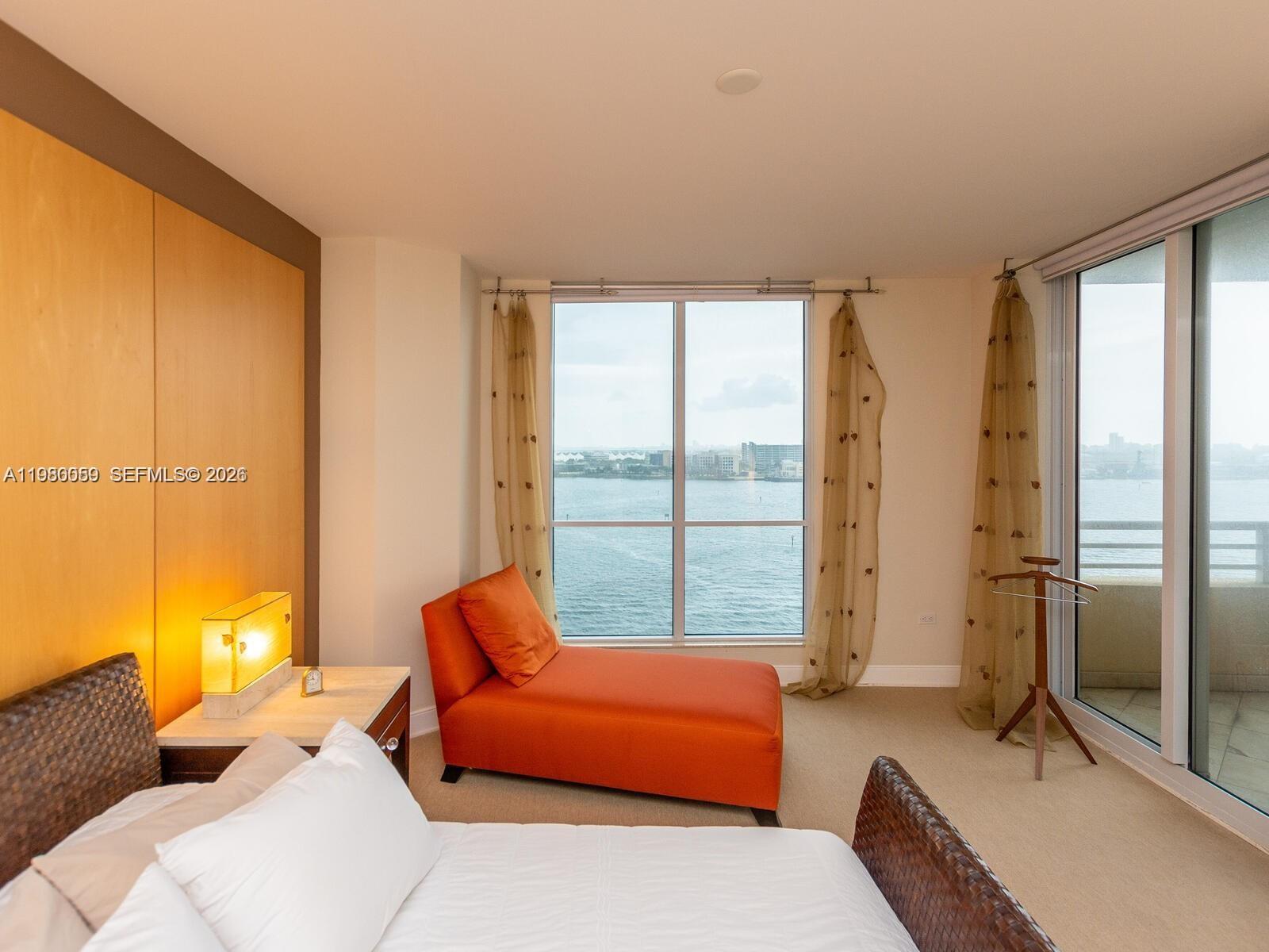 848 Brickell Key Dr #1201 Miami, FL 33131