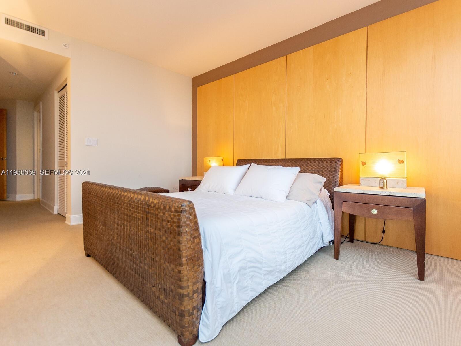 848 Brickell Key Dr #1201 Miami, FL 33131