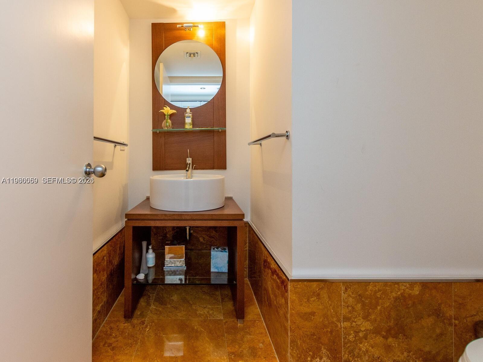 848 Brickell Key Dr #1201 Miami, FL 33131