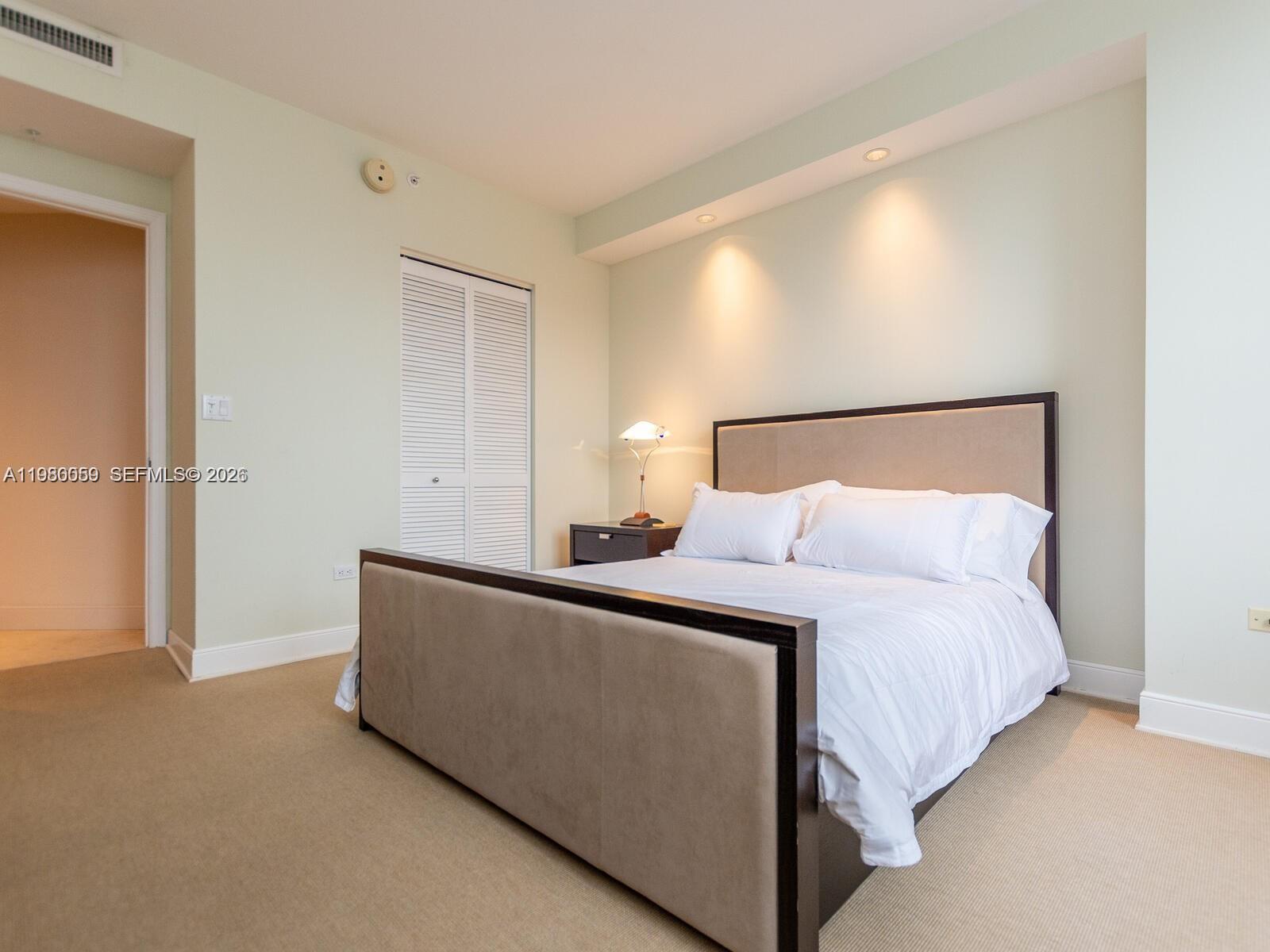 848 Brickell Key Dr #1201 Miami, FL 33131