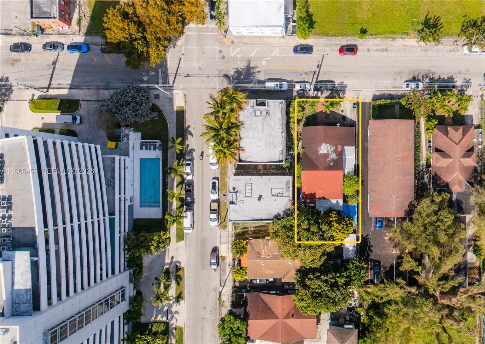 566 NW 1st St Miami, FL 33128