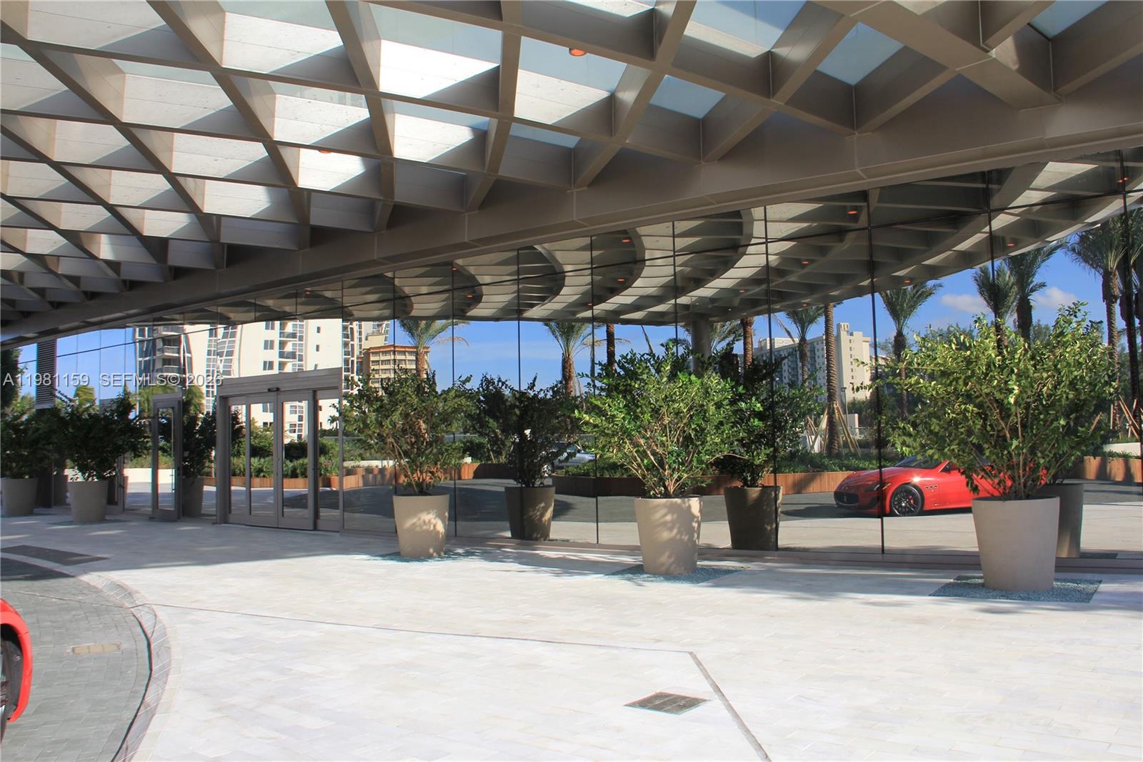 18975 Collins Ave #2504 Sunny Isles Beach, FL 33160