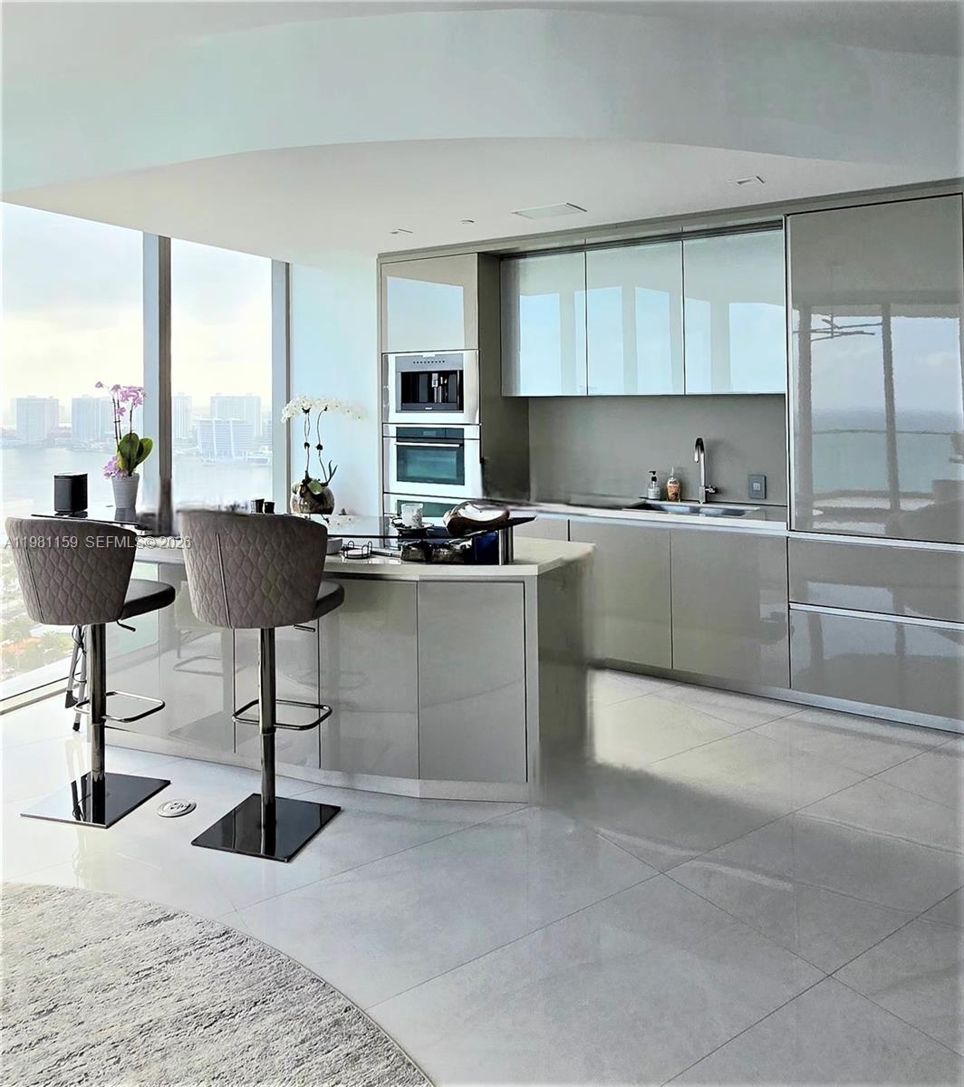 18975 Collins Ave #2504 Sunny Isles Beach, FL 33160