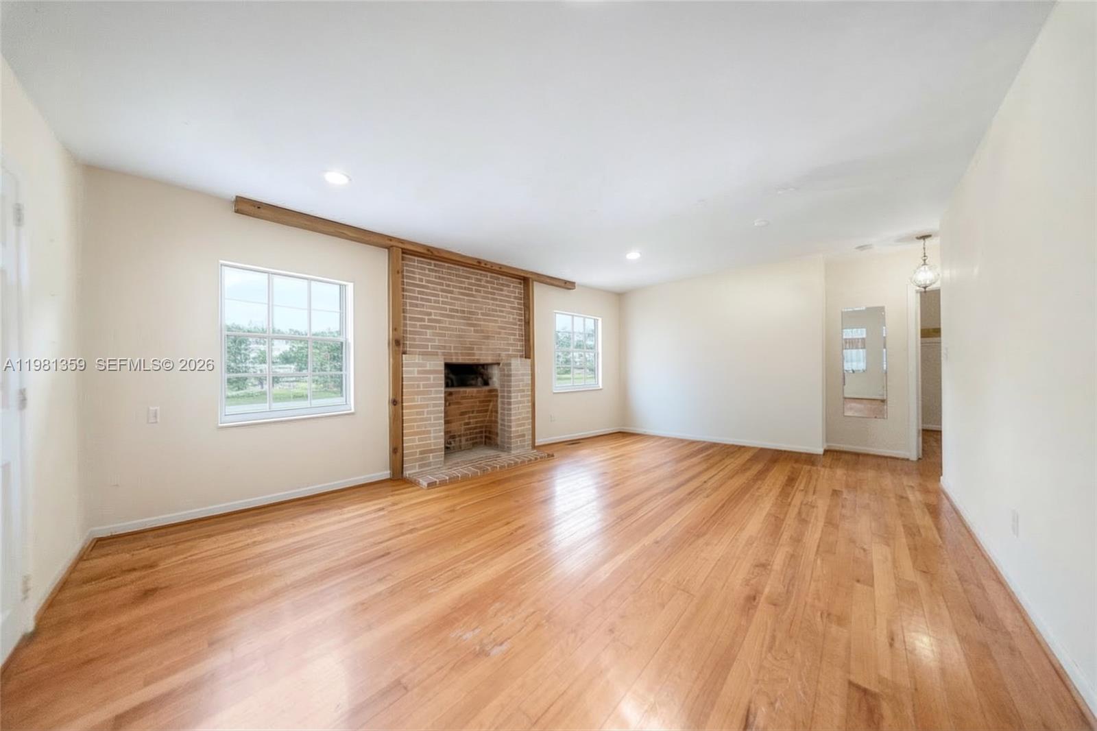 512 Mendoza Ave Coral Gables, FL 33134