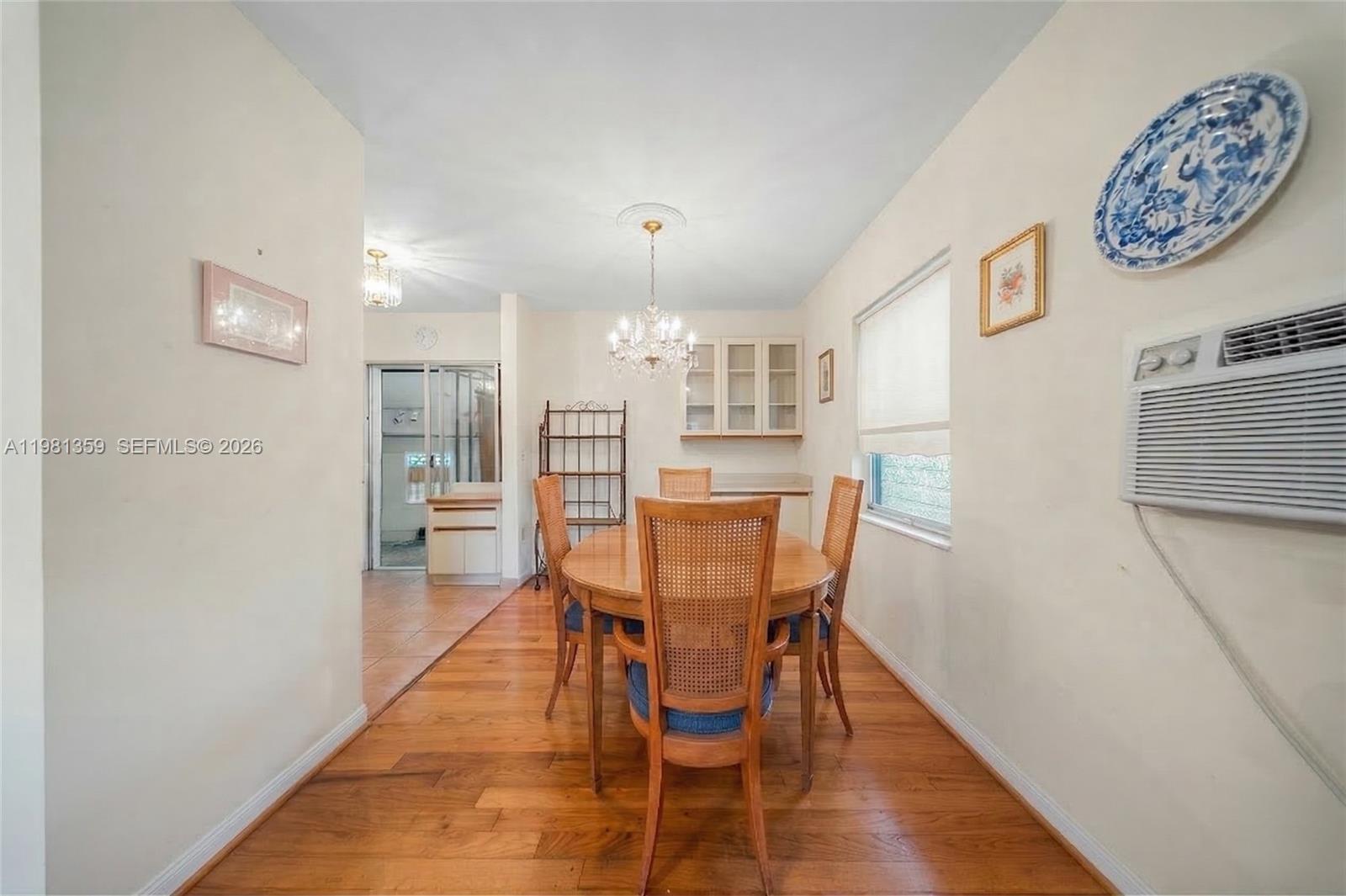 512 Mendoza Ave Coral Gables, FL 33134