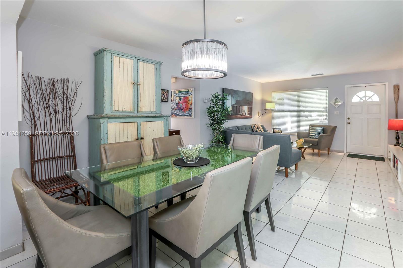 2209 N 15th Ave Hollywood, FL 33020