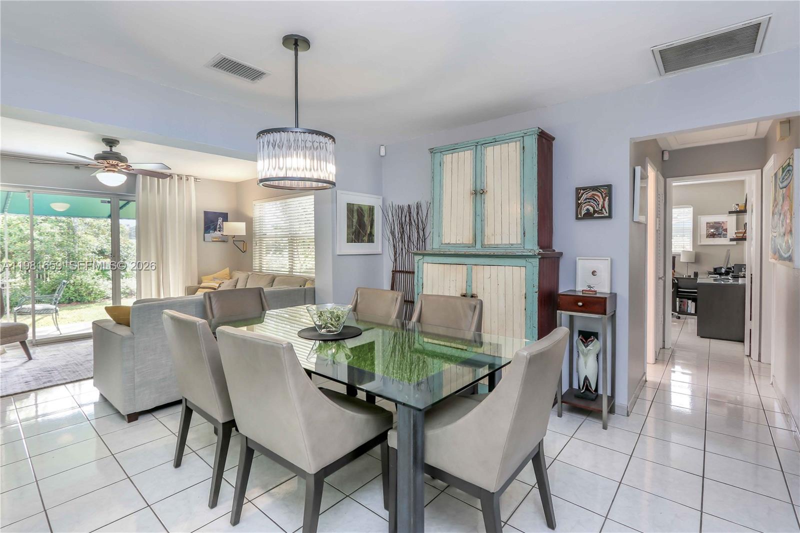 2209 N 15th Ave Hollywood, FL 33020