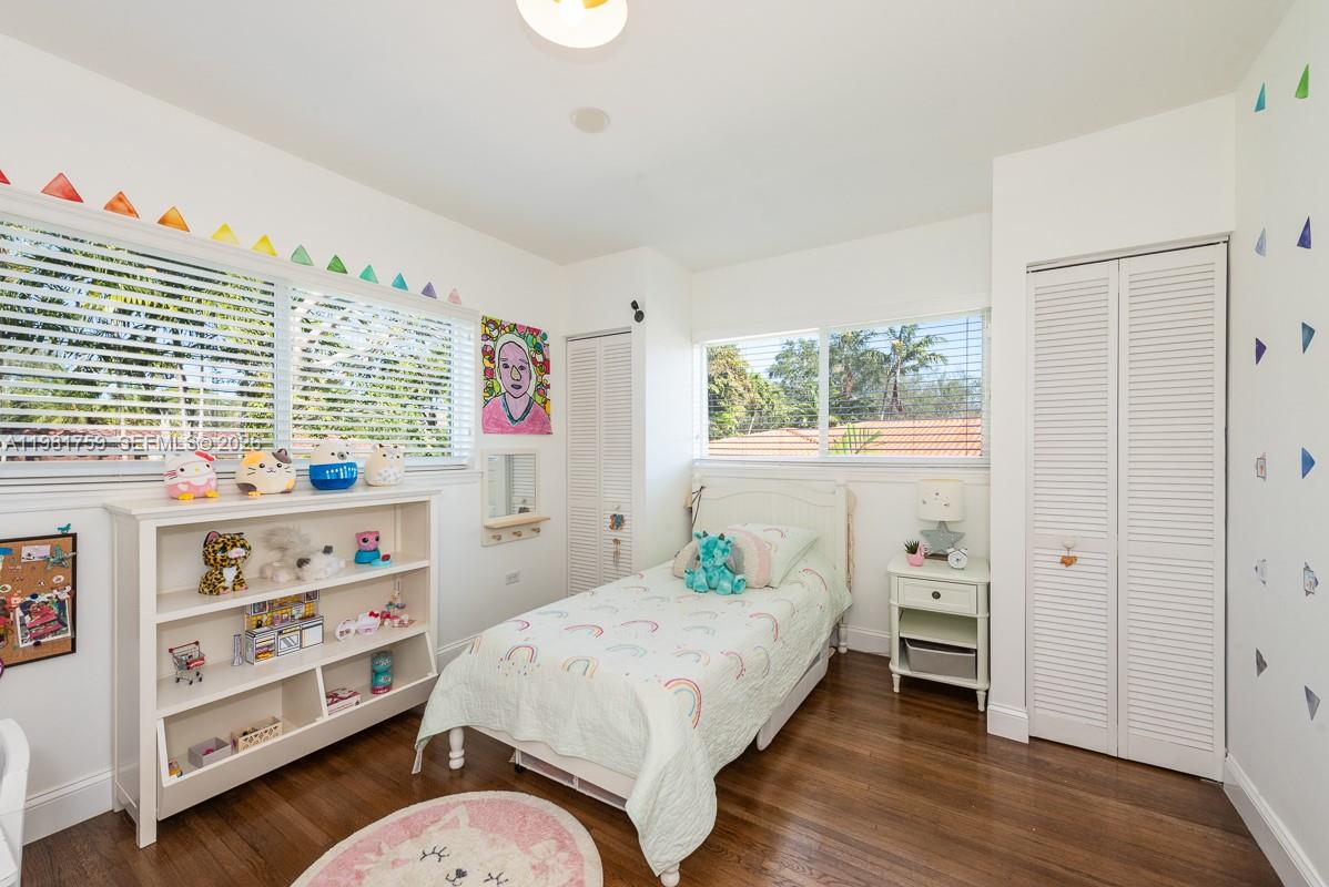 717 Benevento Ave Coral Gables, FL 33146