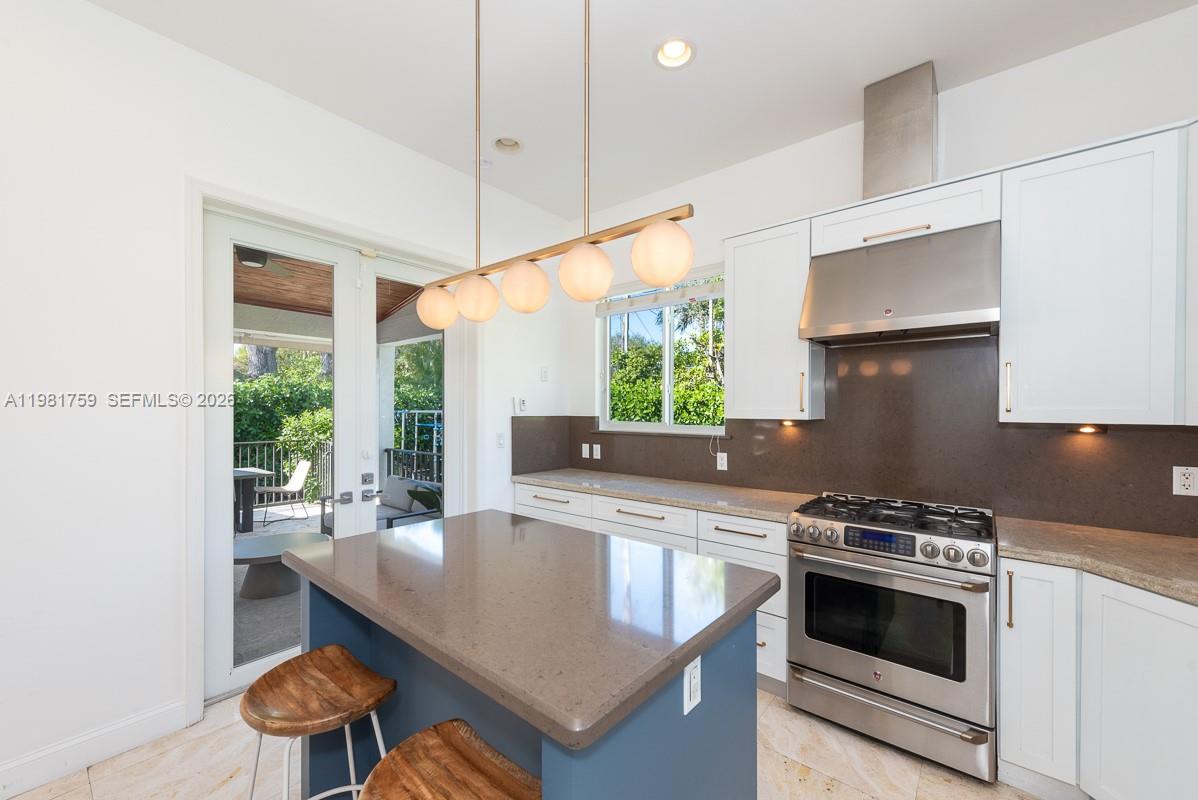 717 Benevento Ave Coral Gables, FL 33146