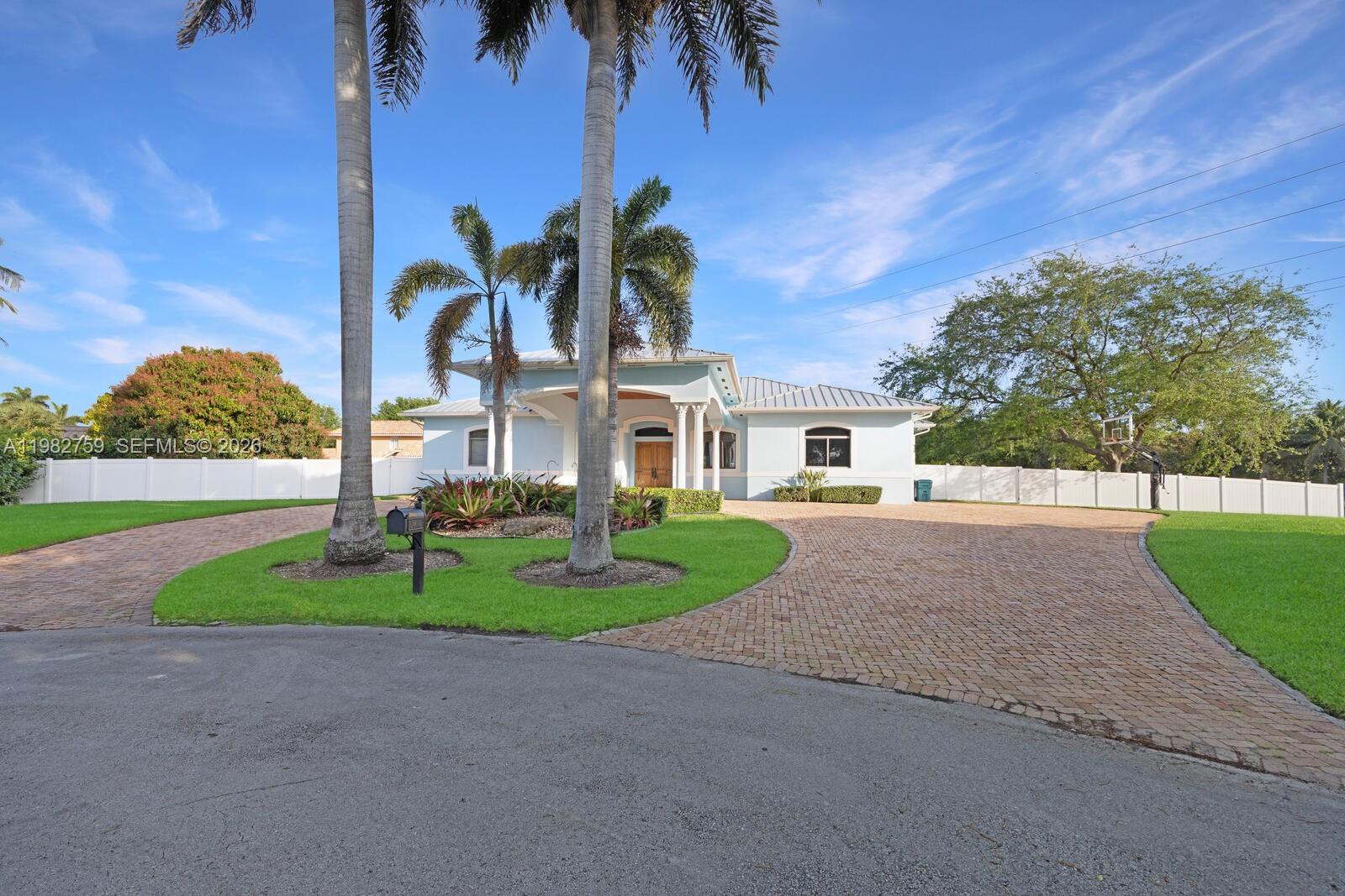 16230 SW 89th Ct Palmetto Bay, FL 33157