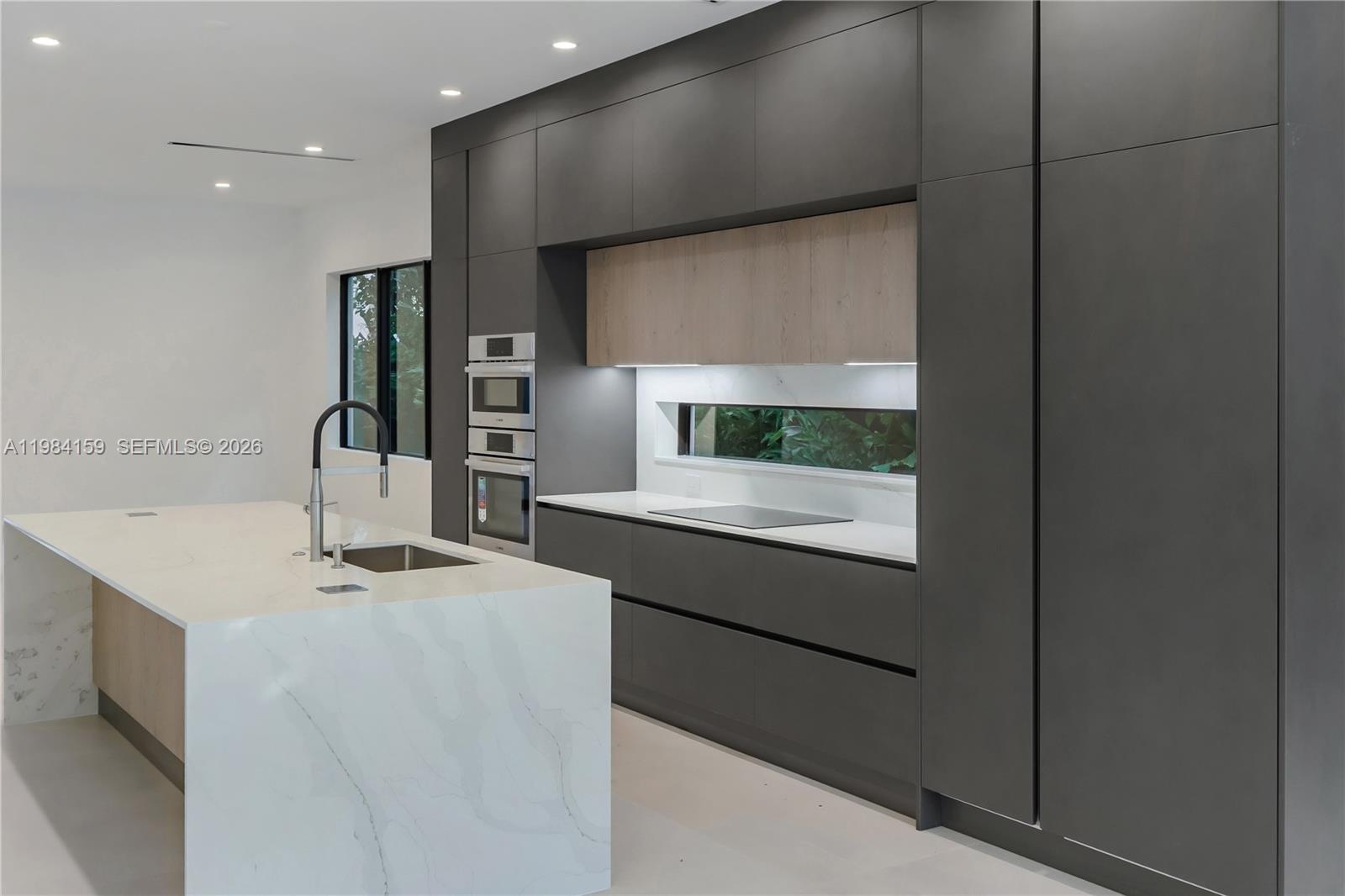 3086 Indiana St Miami, FL 33133