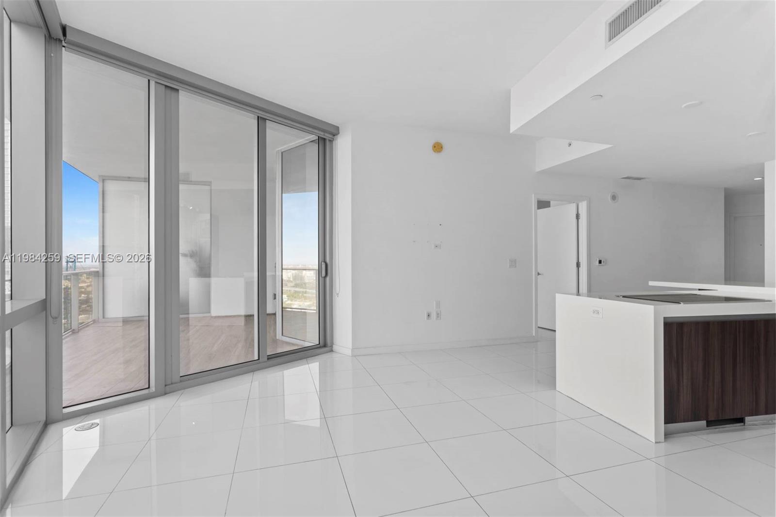 image Paramount Miami Worldcenter9