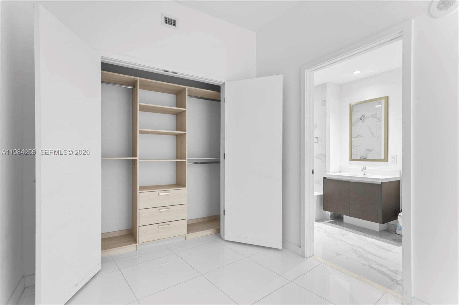 image Paramount Miami Worldcenter17