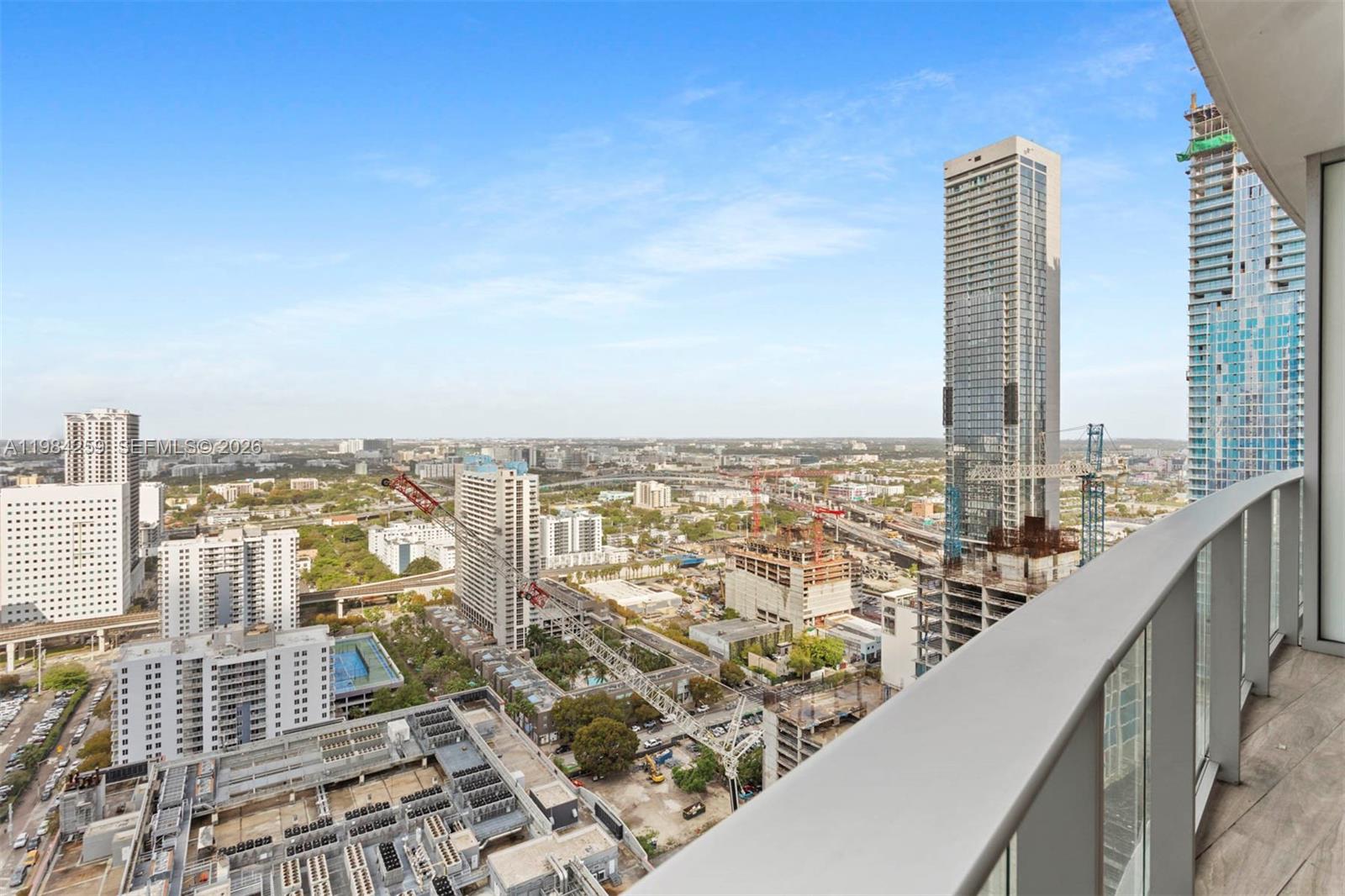 image Paramount Miami Worldcenter36