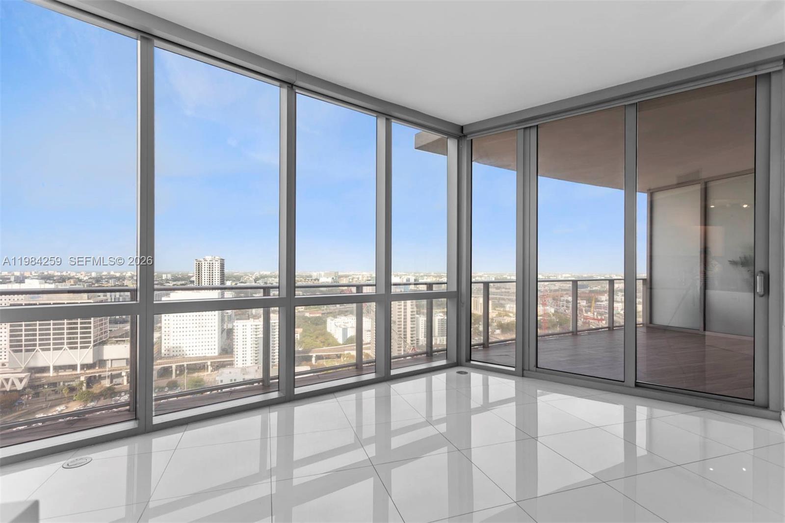 image Paramount Miami Worldcenter6