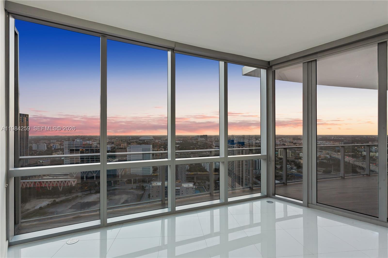 image Paramount Miami Worldcenter7