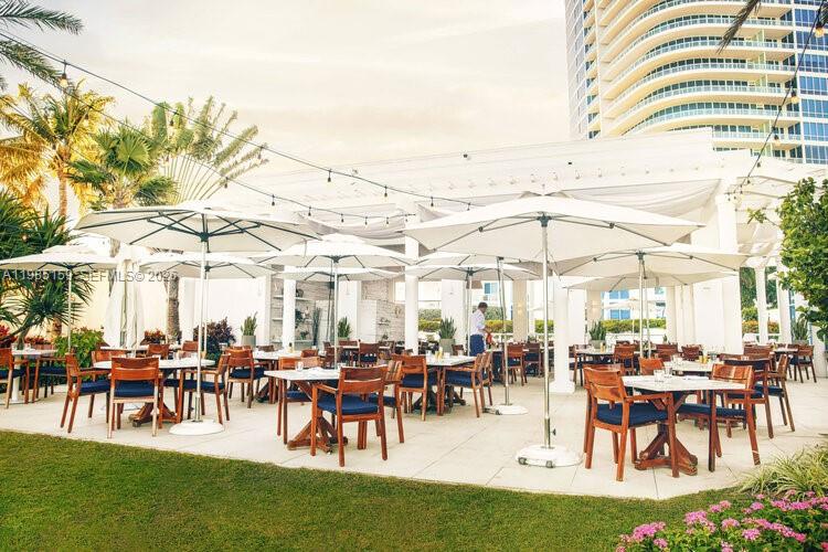 50 S Pointe Dr #805 Miami Beach, FL 33139