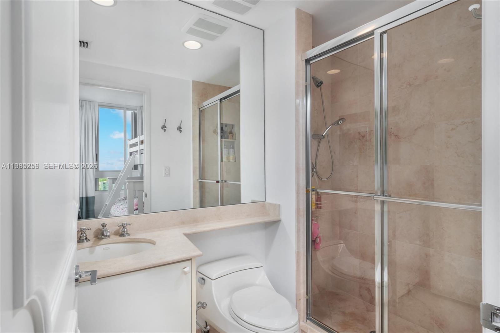 781 Crandon Blvd #1603 Key Biscayne, FL 33149