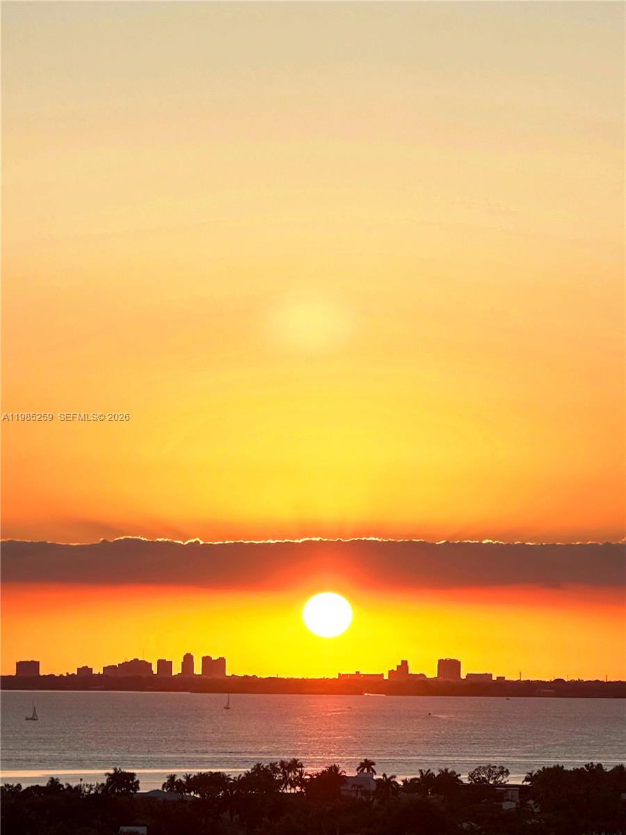 781 Crandon Blvd #1603 Key Biscayne, FL 33149