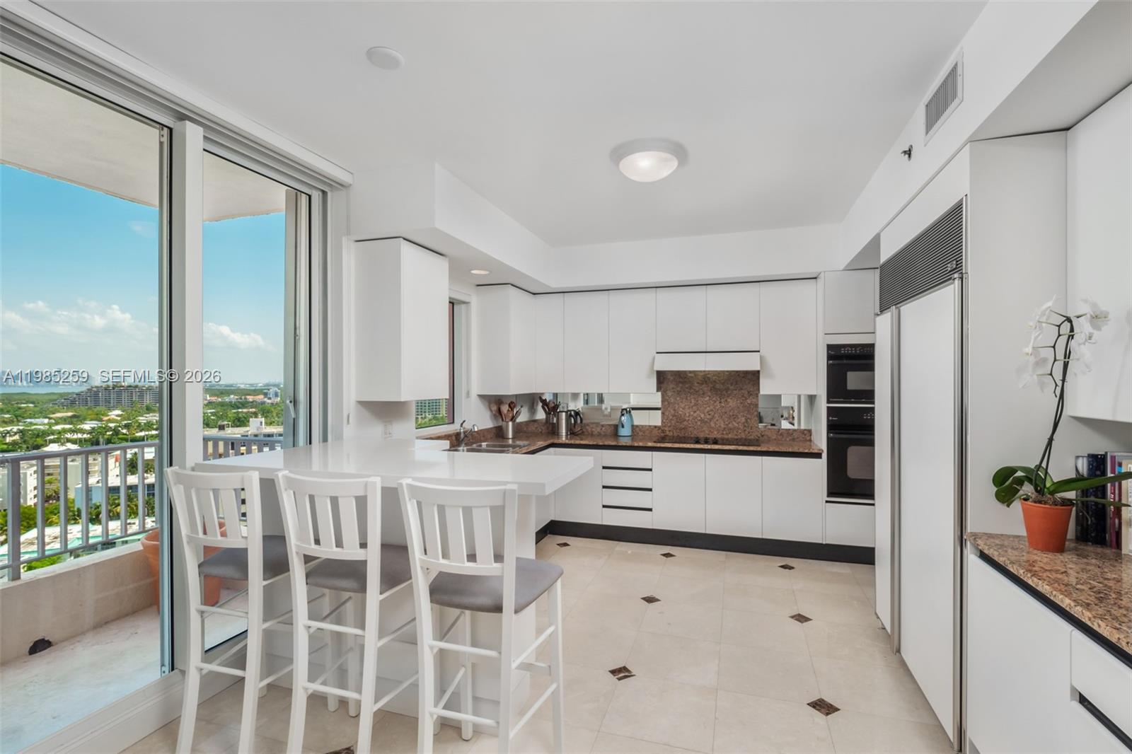 781 Crandon Blvd #1603 Key Biscayne, FL 33149