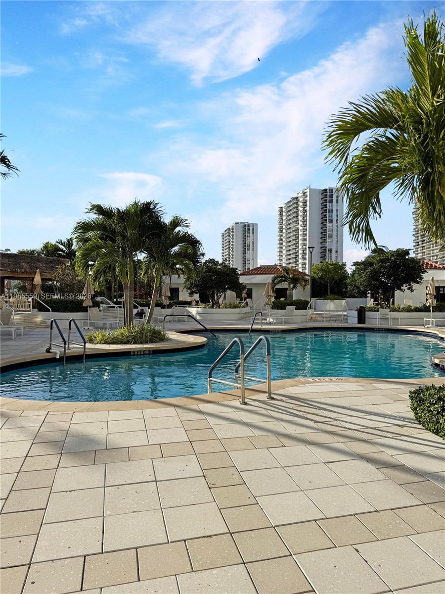 20281 E Country Clb Dr #2409 Aventura, FL 33180